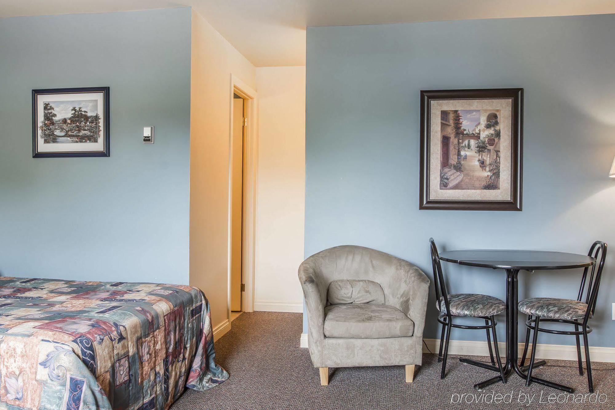 Econo Lodge Cabano Dış mekan fotoğraf